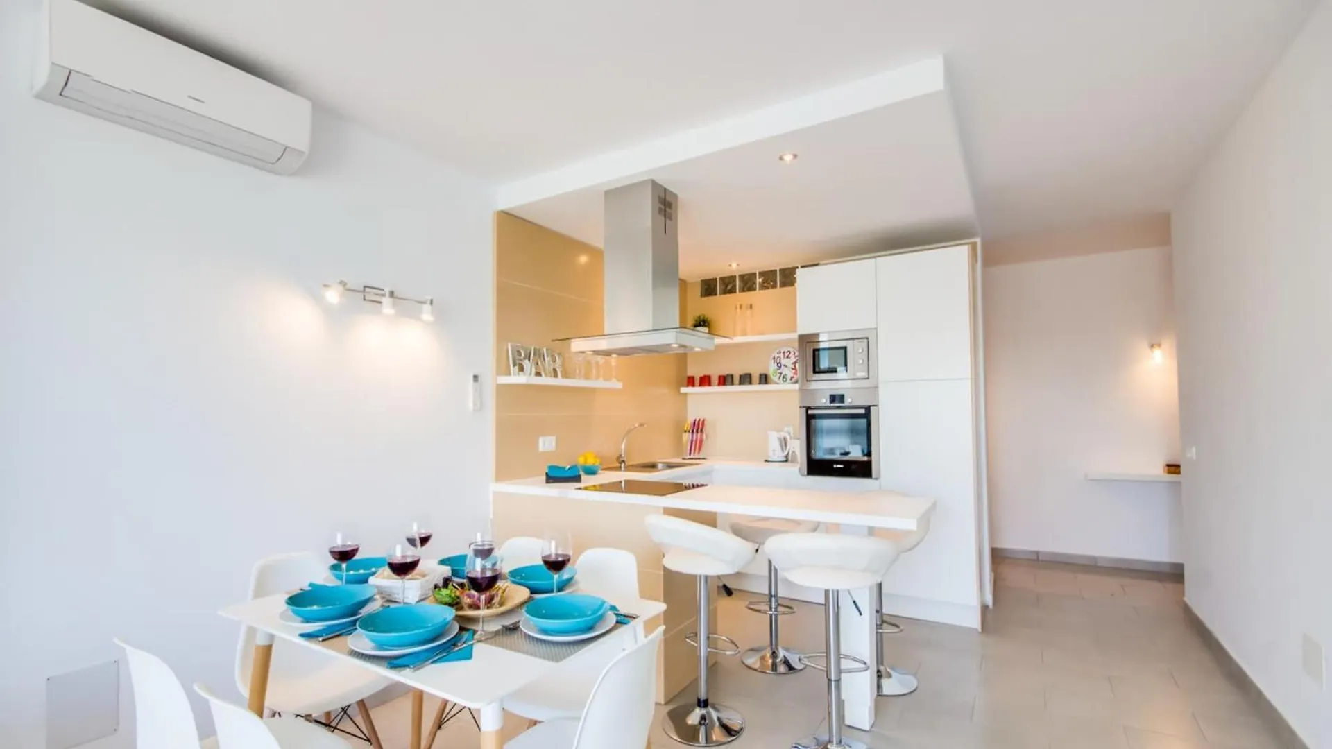 2-Bedroom Apartment In Alcudia
